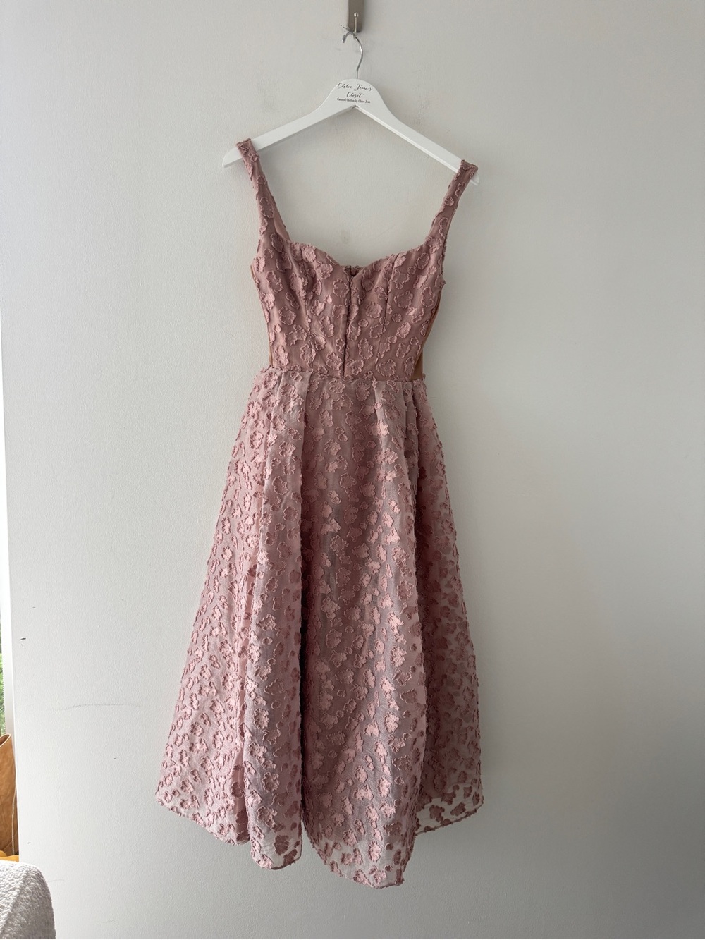 HOUSE OF CB Lovely Rose Midi Dress - Picture 2 of 7